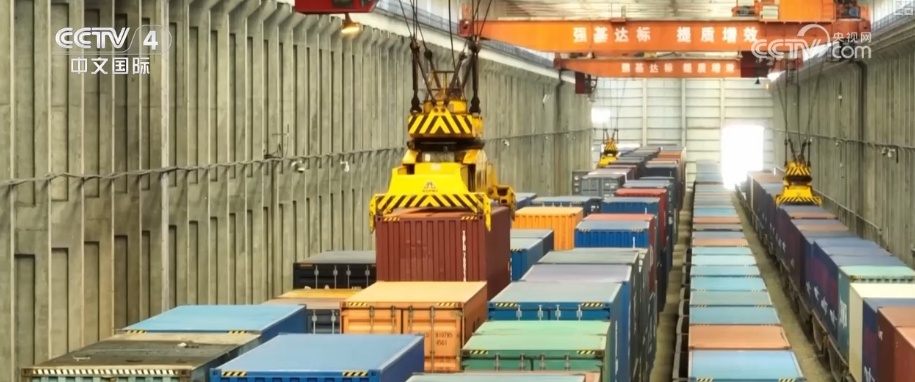 2.12万亿元、增长10.4%,创新高!中国对外开放呈现新亮点